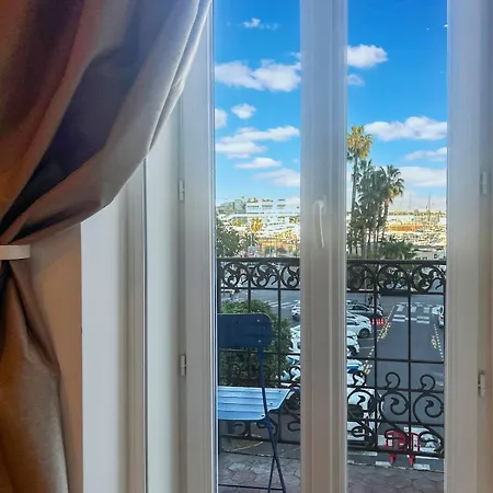 Port 1 Balcon Vue Palais * Cannes