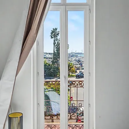 Appartement Port 1 Balcon Vue Palais Cannes